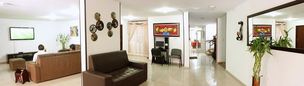 Hotel Roosevelt Plaza Cali Extérieur photo